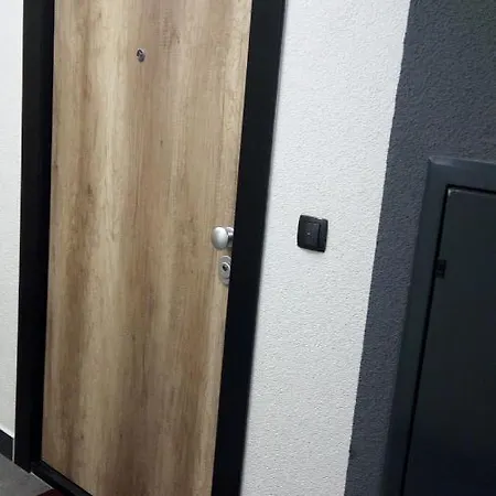 Apartman Stan Na Dan Ema Apartment *