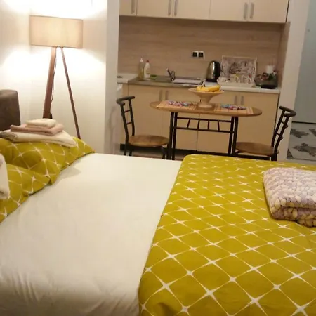 Apartman Stan Na Dan Ema Apartment
