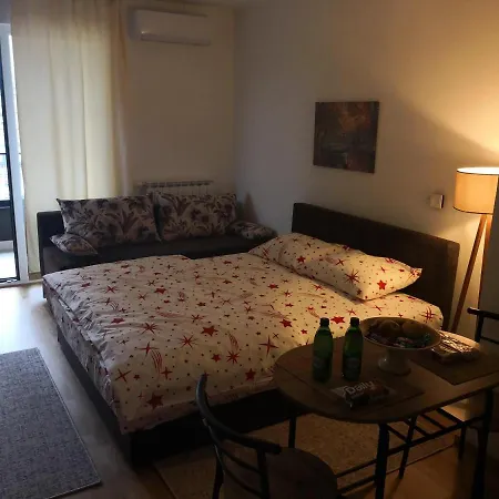Apartman Stan Na Dan Ema